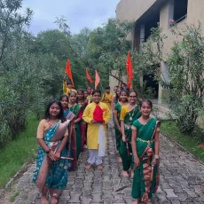 Best English Medium Schools in Maninagar